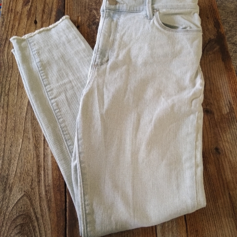 🥶 2 for $10 Sale  LOFT Modern skinny ankle crop 28/6
